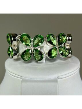 Peridot 925 Flower Design Large Bracelet